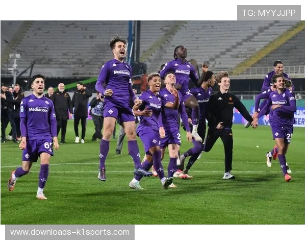 非洲杯来袭：曼联右路告急，马兹拉维等三将缺阵影响欧战冲刺